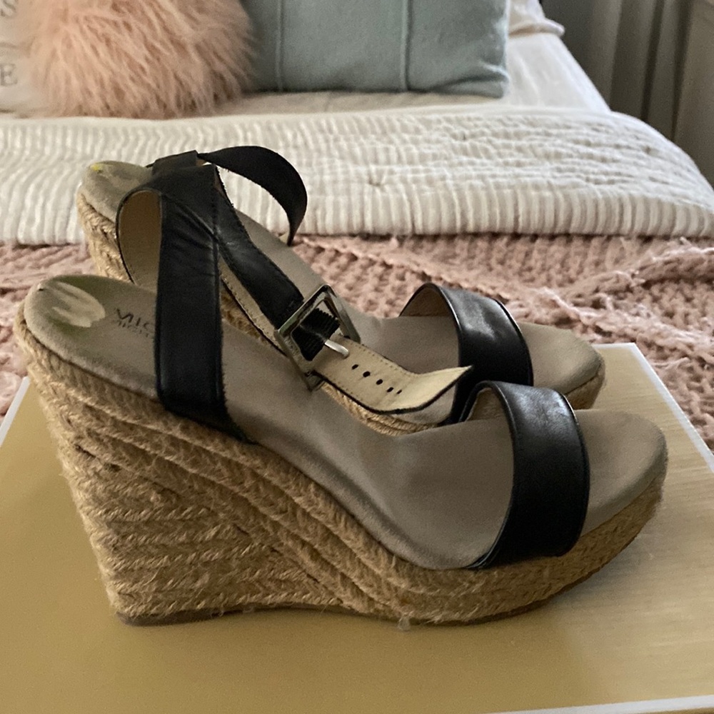 Michael Kors platform sandals size 9